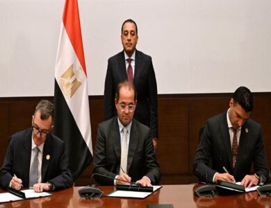 توقيع اتفاقية تسوية المديونية الحكومية التاريخية