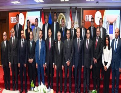 خدمات التوثيق في فروع "CIB"